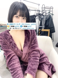 51号 160cm、F+カップ、32歳、55kg  高身長で気品ある雰囲気、セクシーな制服がよく似
